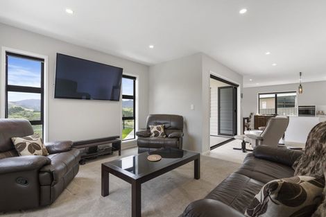 Photo of property in 21 Manatu Close, Whangamata, 3691