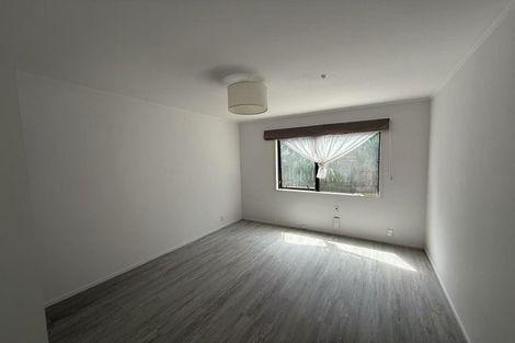 Photo of property in 20b Regency Place, Sunnynook, Auckland, 0632