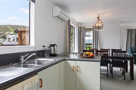 Photo of property in 52 Hathaway Avenue, Karori, Wellington, 6012