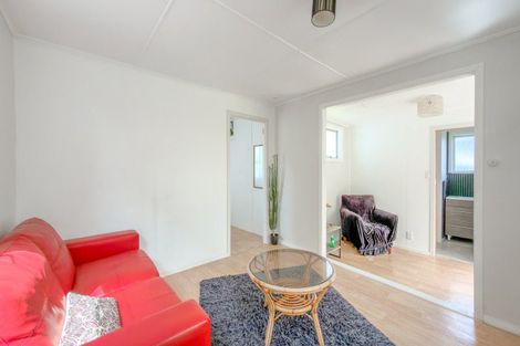Photo of property in 211a The Square, Whangamata, 3620