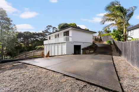 Photo of property in 112 Spinella Drive, Bayview, Auckland, 0629