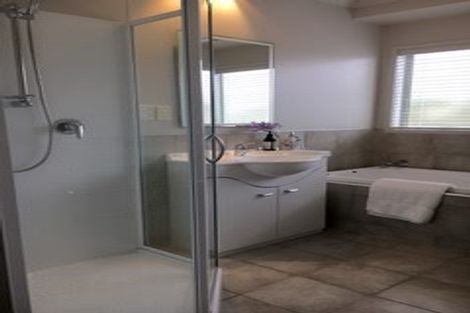 Photo of property in 38 Lax Crescent, Leigh, 0985