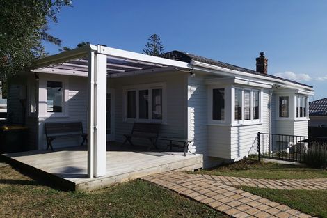 Photo of property in 36 Esmonde Road, Takapuna, Auckland, 0622