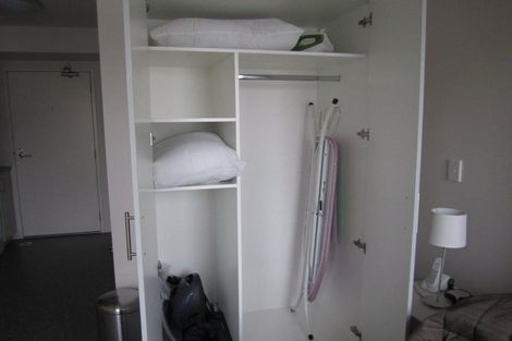 Photo of property in The Peak Apartments, 906/170 Taranaki Street, Te Aro, Wellington, 6011