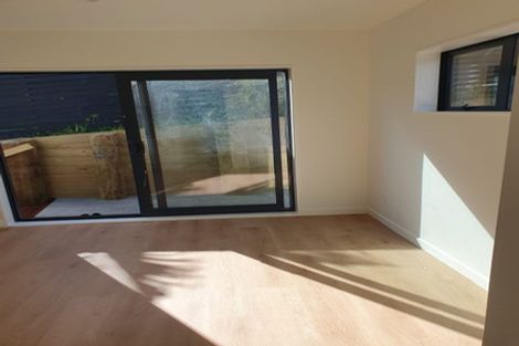 Photo of property in 10 Henry Blyth Lane, Greenhithe, Auckland, 0632