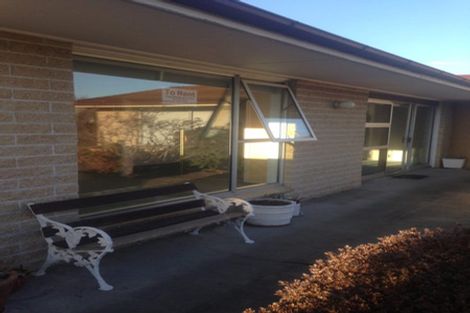Photo of property in 1/77 Memorial Avenue, Ilam, Christchurch, 8053