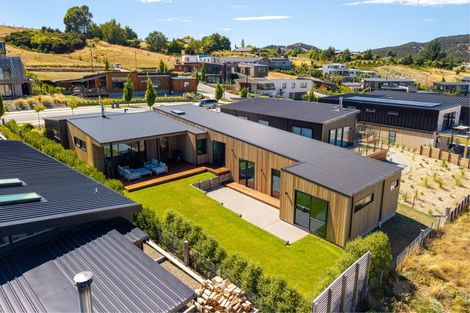 Photo of property in 13 Mills Road, Wanaka, 9305