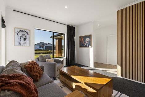 Photo of property in 7 Kotare Drive, Coastlands, Whakatane, 3120