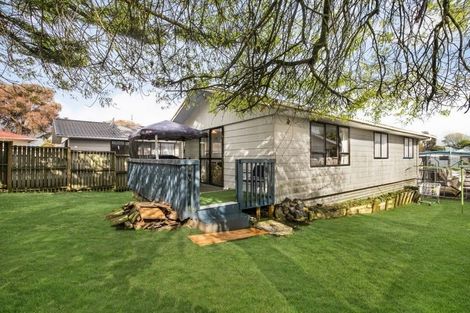 Photo of property in 2/63 Palmers Road, Clendon Park, Auckland, 2103