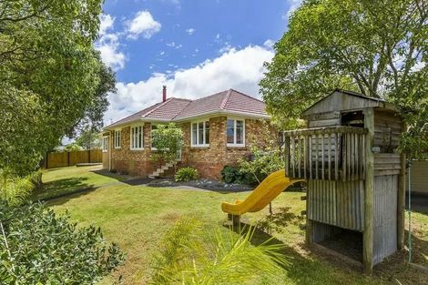 Photo of property in 63 Kervil Avenue, Te Atatu Peninsula, Auckland, 0610