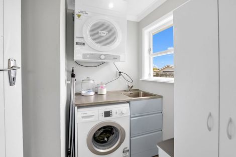 Photo of property in 17 Ferguson Street, Levin, 5510