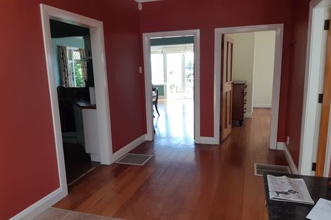 Photo of property in 6 Manuka Terrace, Eastbourne, Lower Hutt, 5013