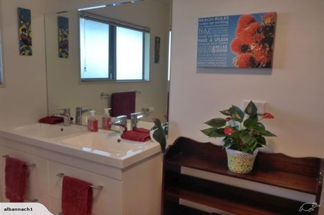 Photo of property in 9 Sand Dune Grove, Waikawa Beach, Levin, 5573