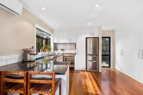 Photo of property in 2/20 Kamara Road, Glen Eden, Auckland, 0602