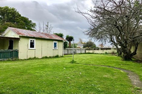 Photo of property in 2 Nield Road, Manurewa, Auckland, 2102