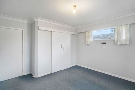 Photo of property in 40 Archibald Road, Kelston, Auckland, 0602