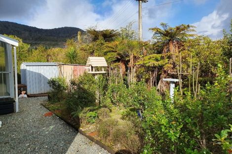 Photo of property in 34 Oxford Street, Taylorville, Greymouth, 7805