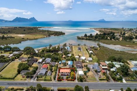 Photo of property in 42a Marsden Point Road, Ruakaka, 0116