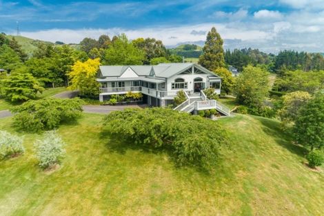 Photo of property in 22 Blue Ridge Drive, Acacia Bay, Taupo, 3385