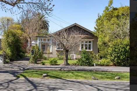 Photo of property in 6 Norwood Street, Beckenham, Christchurch, 8023