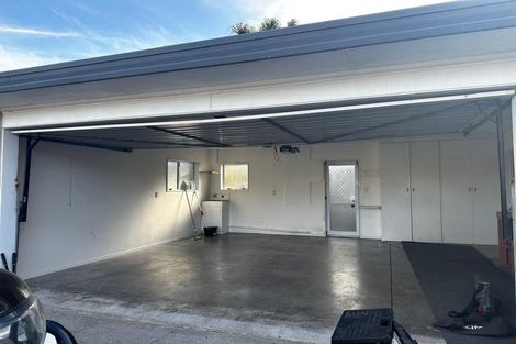 Photo of property in 8 Bass Street, West Harbour, Auckland, 0618