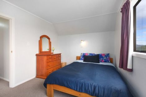 Photo of property in 68 Kahu Road, Paremata, Porirua, 5024