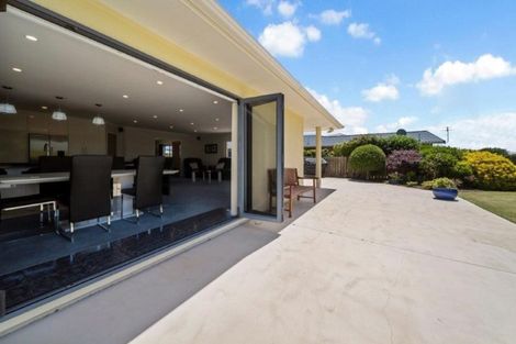 Photo of property in 2 Fantham Street, Hawera, 4610