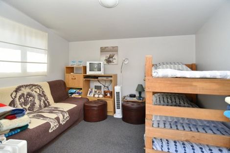 Photo of property in 17 Penfold Square, Leithfield, 7481