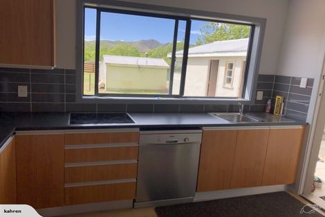 Photo of property in 70 Bledisloe Street, Kurow, 9435