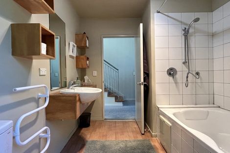 Photo of property in 7c Strawberry Lane, Fernhill, Queenstown, 9300