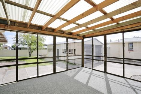 Photo of property in 32 Collingwood Street, Strathern, Invercargill, 9812