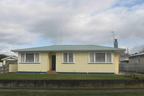 Photo of property in 11 Bright Crescent, Maraenui, Napier, 4110