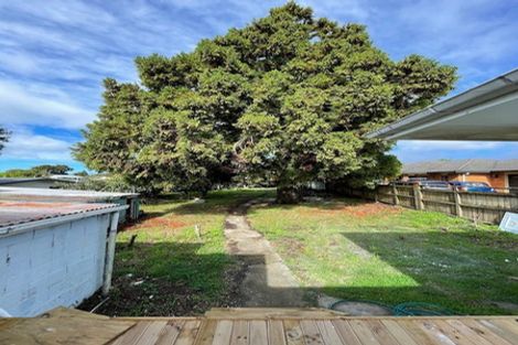 Photo of property in 8 Brains Road, Kelston, Auckland, 0602