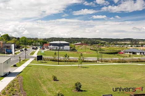 Photo of property in 14b Dida Park Drive, Kumeu, 0810