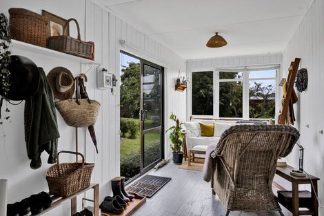 Photo of property in 207 Egmont Street, Patea, 4520