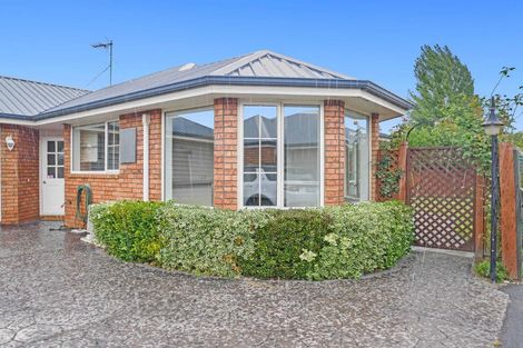 Photo of property in 14 Ashmore Lane, Strowan, Christchurch, 8052