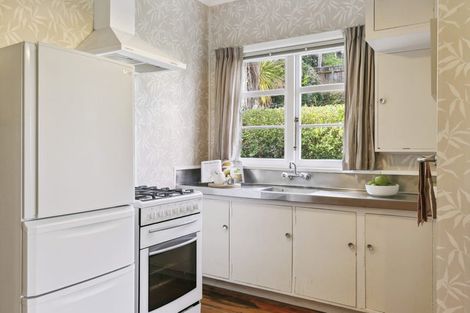 Photo of property in 16 Athens Street, Miramar, Wellington, 6022