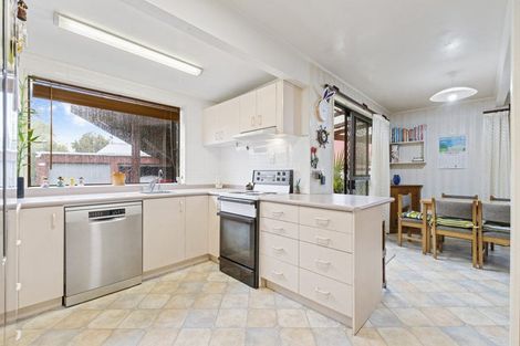 Photo of property in 421 Fitzgerald Road, Drury, 2577