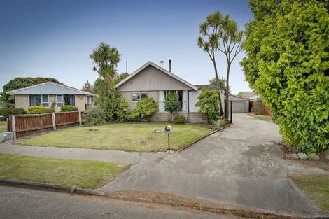 Photo of property in 36 Dickson Crescent, Hornby, Christchurch, 8042