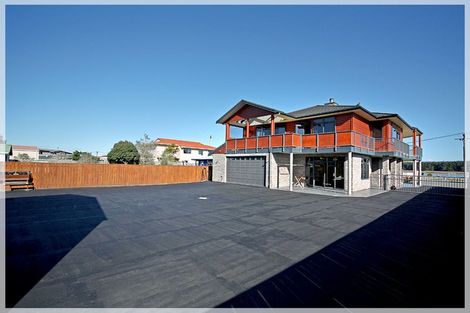 Photo of property in 49 Hartley Street, Foxton Beach, Foxton, 4815