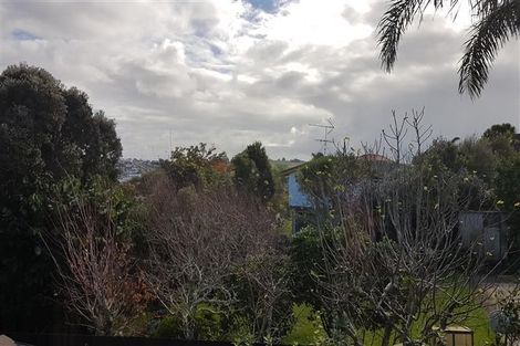 Photo of property in 7b Cliff Road, Torbay, Auckland, 0630