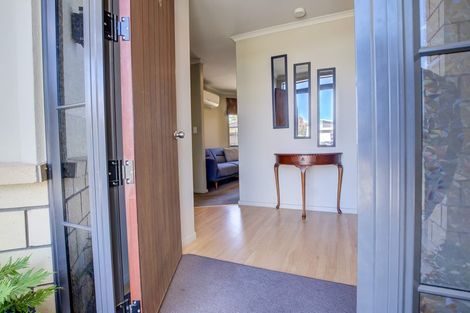 Photo of property in 16 Moonlight Drive, Rototuna North, Hamilton, 3210