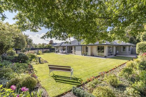 Photo of property in 9a Harrod Place, Rangiora, 7400