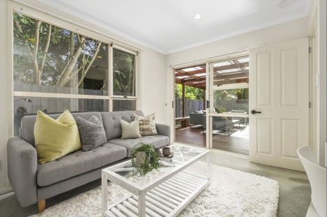 Photo of property in 25k Wellesley Road, Mangere Bridge, Auckland, 2022