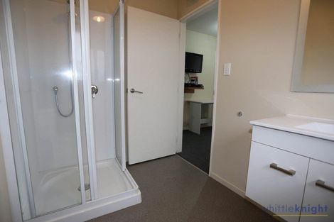 Photo of property in 72a Peer Street, Upper Riccarton, Christchurch, 8041