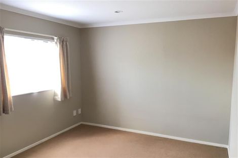 Photo of property in 25 Aorangi Place, Birkenhead, Auckland, 0626