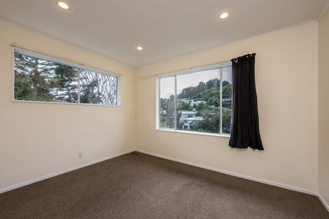 Photo of property in 4 Glen Alton Avenue, Paparangi, Wellington, 6037