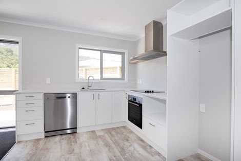 Photo of property in 4a Horoeka Street, Stokes Valley, Lower Hutt, 5019