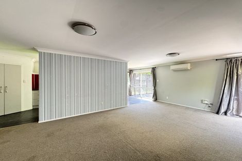 Photo of property in 67 Reynella Drive, Massey, Auckland, 0614