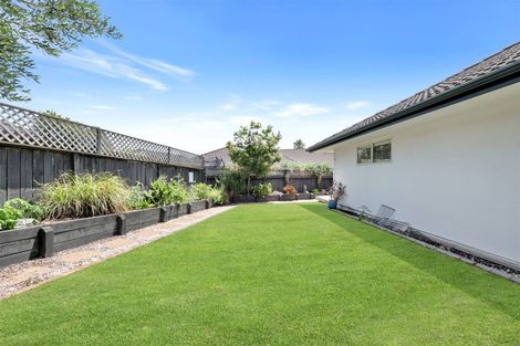 Photo of property in 11 Ballycullanie Place, Dannemora, Auckland, 2016